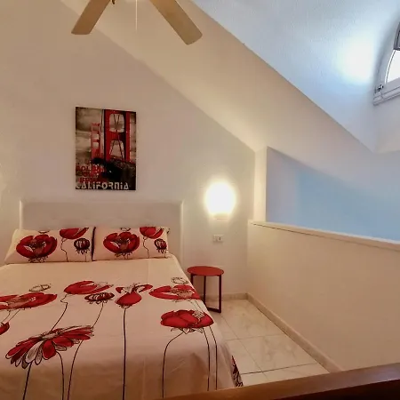 Golden View Apartment *